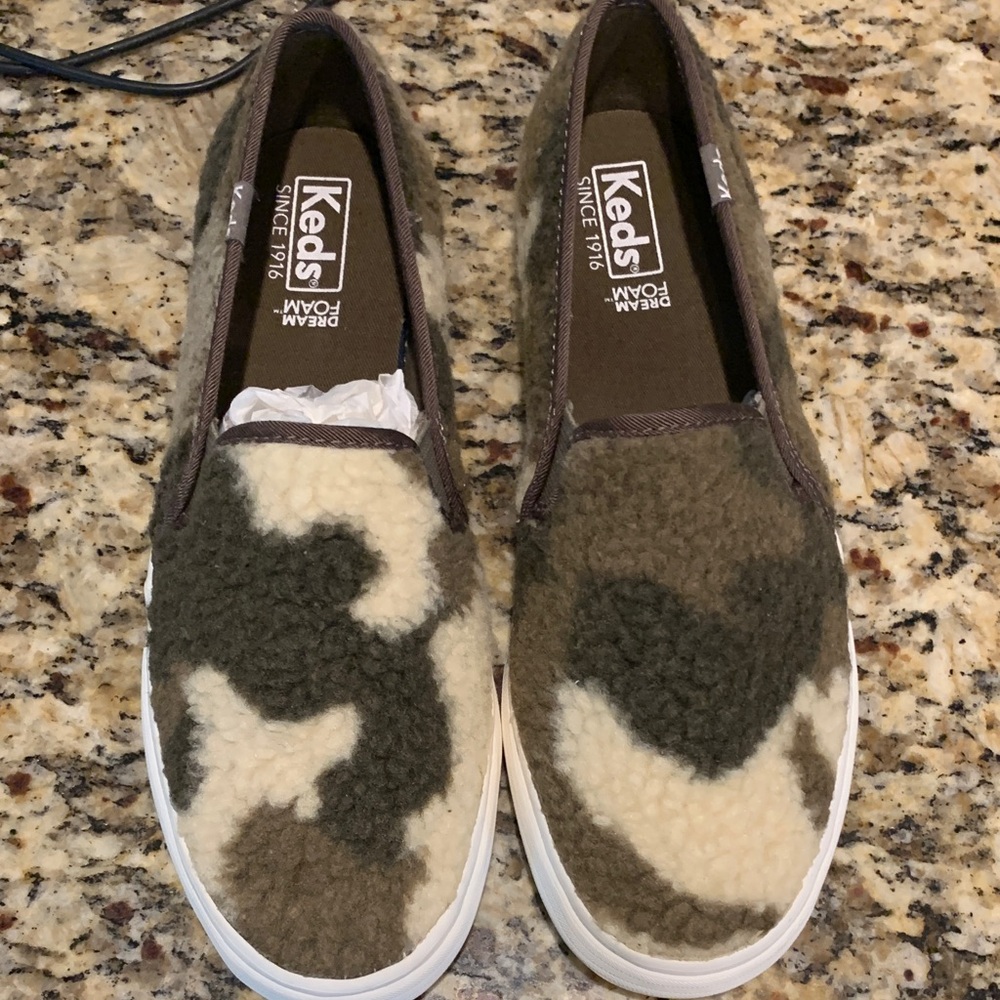 Keds Dream Foam Serpa Slip Ons NEW size 7